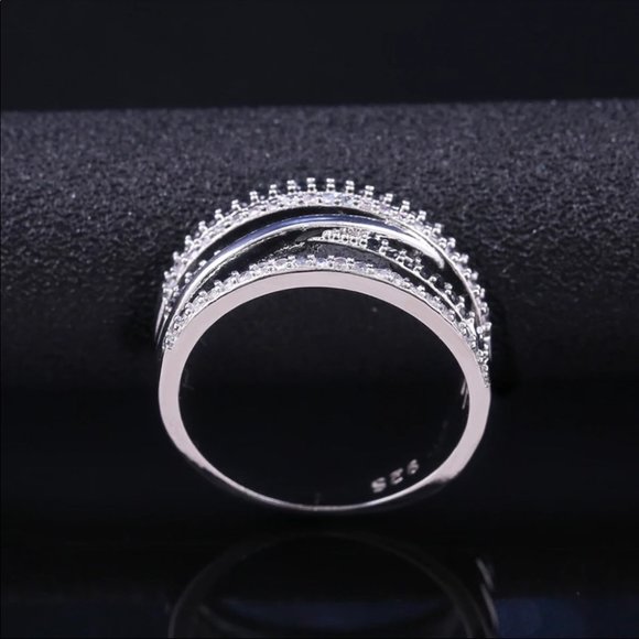 Twist Ethnic Black&White stone Micro Paved ring - Picture 4 of 6